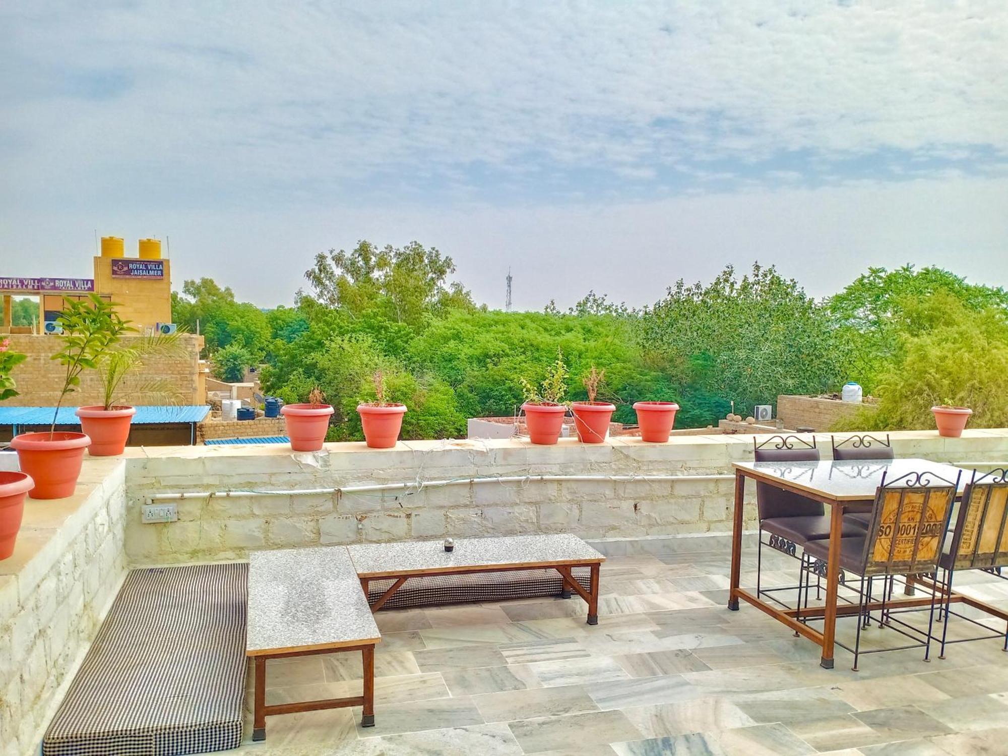 Hotel Desert Bloom ไจซัลเมอร์ ภายนอก รูปภาพ